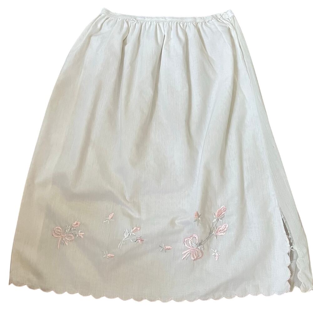 Vintage White Embroidered Half Slip Size 6-8 Girls Youth Cotton Cottagecore Boho